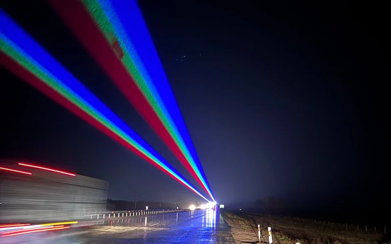 Система лазерного оповещения установлена на трассе Астана — Темиртау