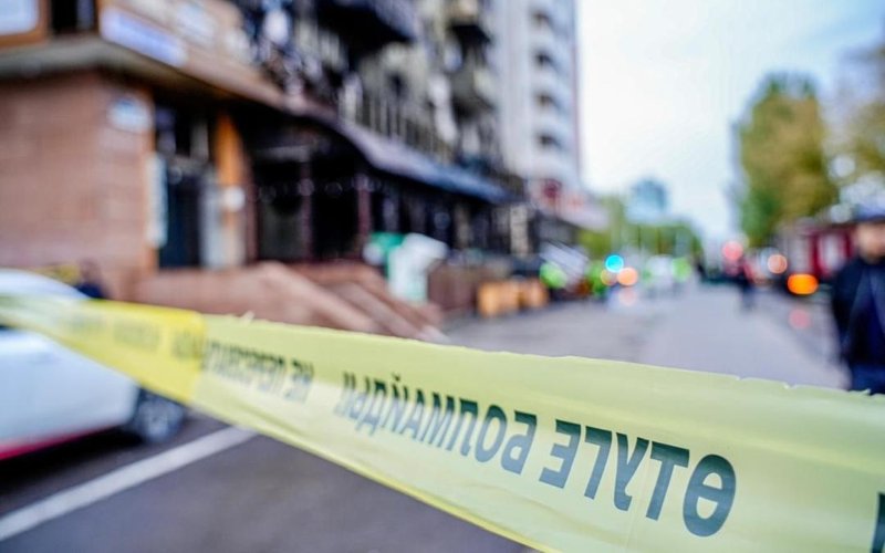 Astanada KaRima kafesi órtendi  Astanada KaRima kafesi órtendi