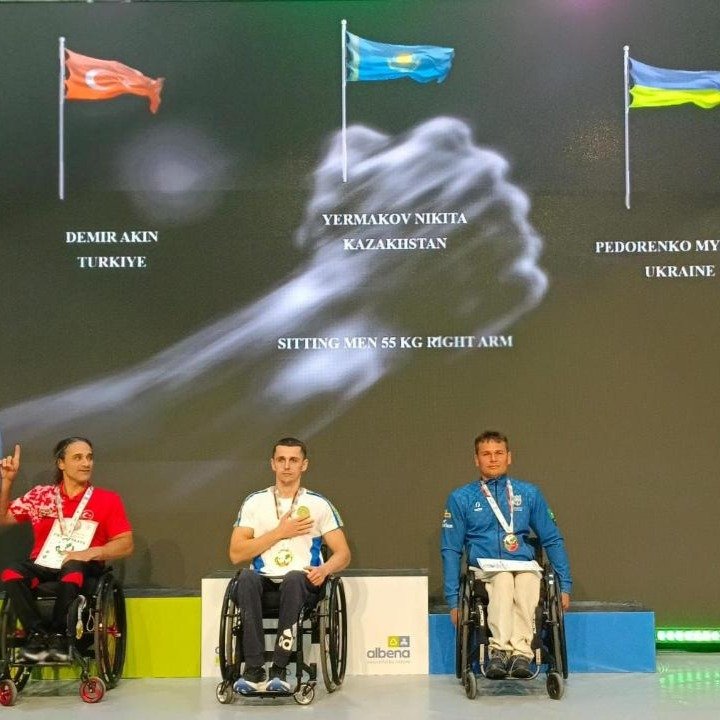 Елордалық спортшылар пара қол күрестен әлем чемпионатында үздік нәтиже көрсетті