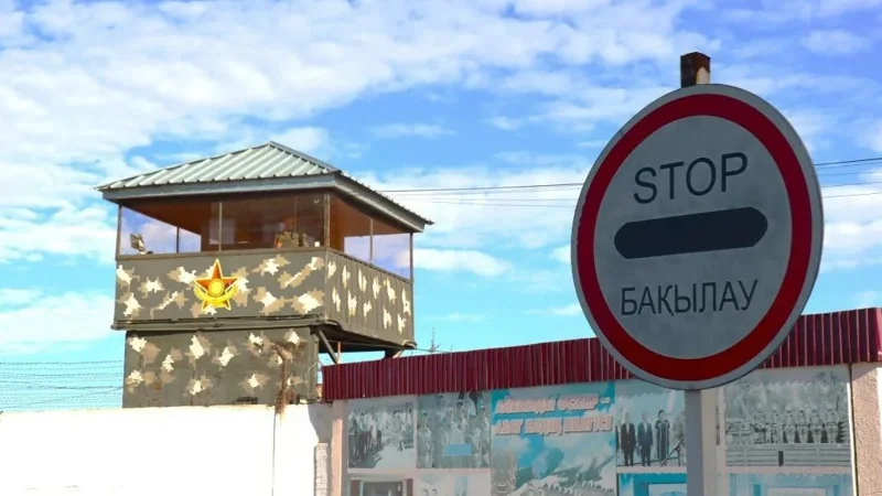 Túrkistan oblysynda belgisiz adamdar áskerı nysanǵa basyp kirýge tyrysty