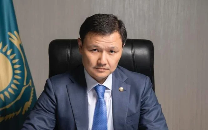 Асылбек ДҮЙСЕБАЕВ