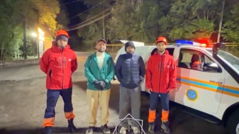 Almaty taýlarynda jel men sýyqtan tońǵan úndi stýdentteri qutqaryldy