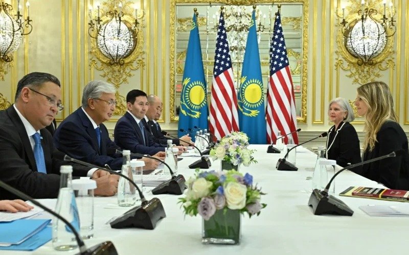 Kassym-Jomart Tokayev thanks Smithsonian Institution leadership for promoting Kazakh culture in U.S. Kassym-Jomart Tokayev thanks Smithsonian Institution leadership for promoting Kazakh culture in U.S.