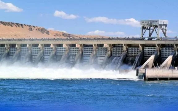 гидротехнические сооружения