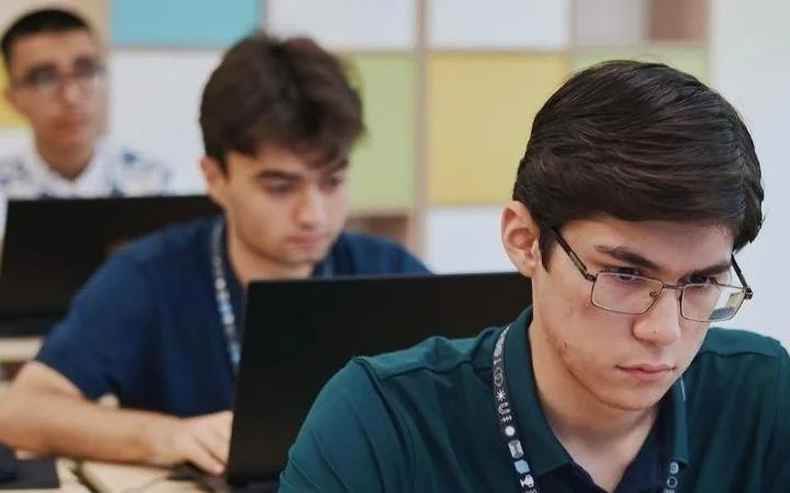 Школьник из Астаны завоевал две медали на международной олимпиаде