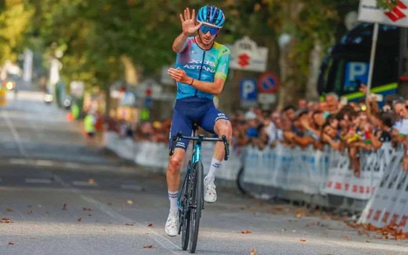 Christian Scaroni wins Giro della Romagna