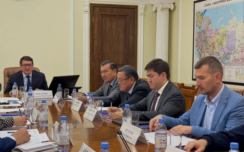 первое заседание Комиссии по проведению всенародного конкурса