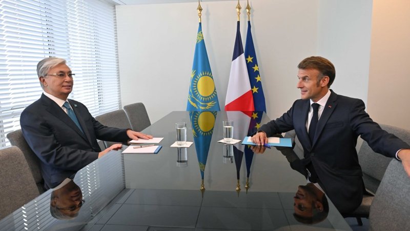 Қасым-Жомарт Тоқаев Франция Президентімен кездесу өткізді