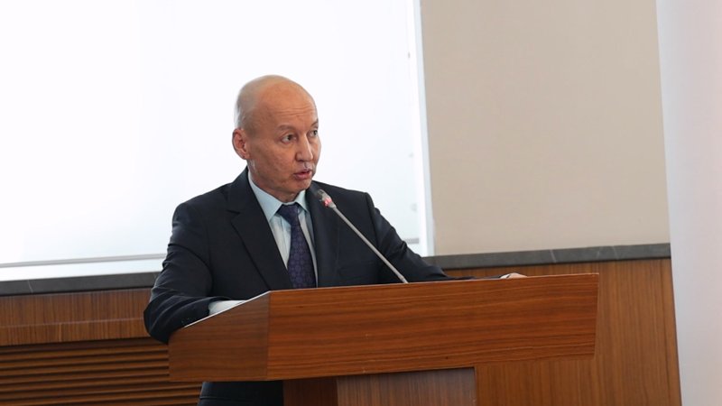 руководитель управления предпринимательства и промышленности ВКО Исатай Ансат 