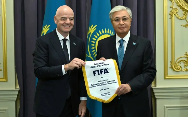 Head of State receives FIFA President