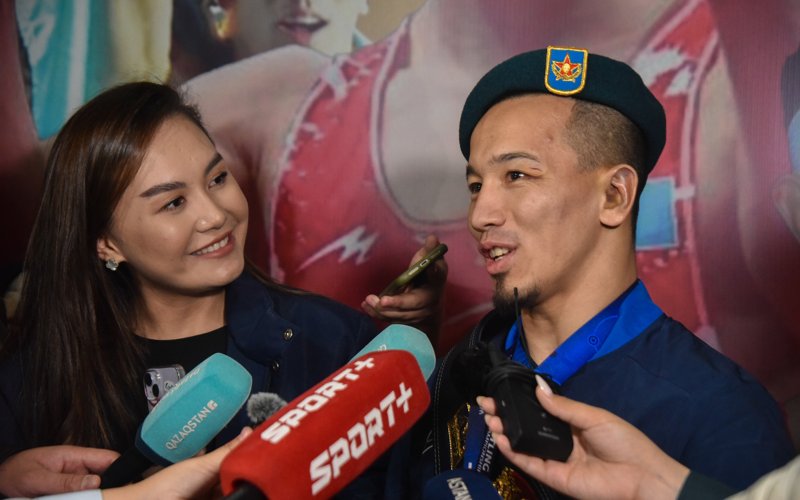 В Астане встретили чемпиона мира по греко-римской борьбе Айдоса Султангали