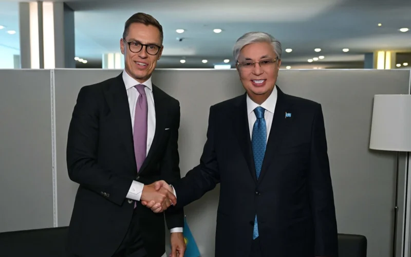 Глава государства провел переговоры с Президентом Финляндии