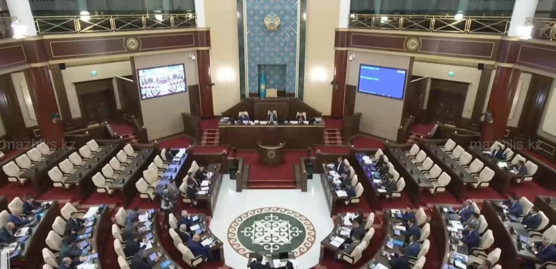 Барлық санаттағы онлайн порно оргия бейнелері