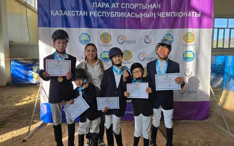 Paralımpıadalyq at sportynan el birinshiliginde elordalyqtar 5 medal jeńip aldy
