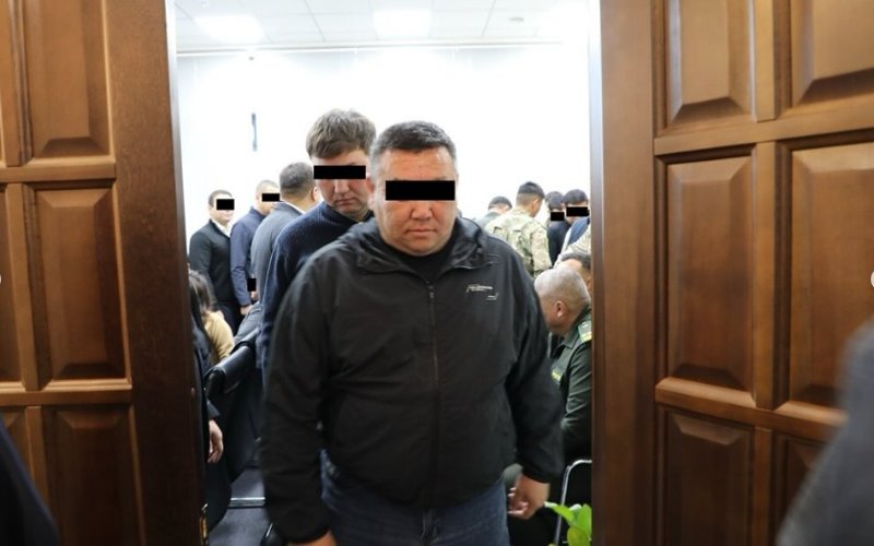 Қырғызстанда сыбайлас жемқорлық әрекетіне қатысы бар бірнеше шенеунік ұсталды