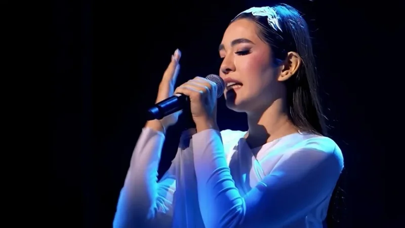 Uzbek singer stuns judges at Silk Way Star International Music Contest in Kazakhstan