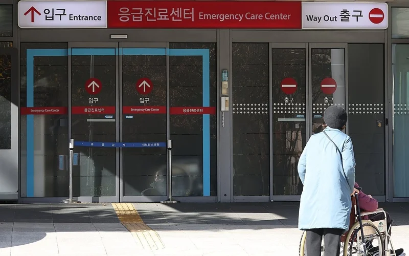 No. of suicide deaths in S. Korea hits 13-yr high in 2024