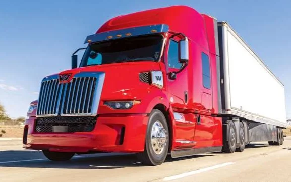 Трамп вводит новые пошлины на лекарства, грузовики и мебель