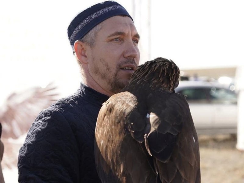 В Астане проходит международный турнир по охоте с ловчими птицами В Астане проходит международный турнир по охоте с ловчими птицами