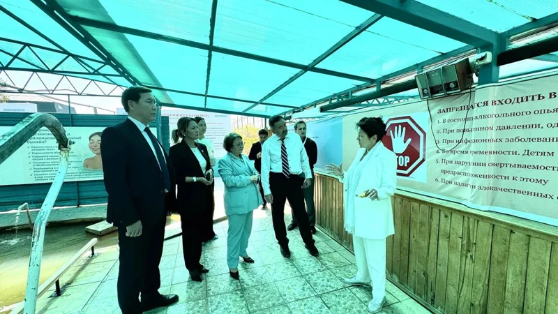 Aqtaýda medıtsınalyq týrızmniń damýy talqylandy