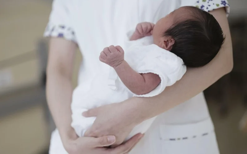 Japan major bank to make 1-month paternity leave mandatory