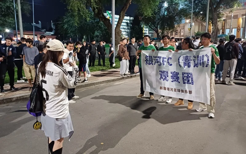 футбол, стадион Алматы 