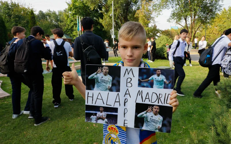 Табиғаттағы орыс секс кештері