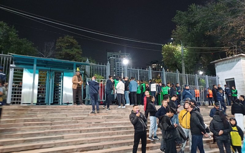 Что происходит на Центральном стадионе Алматы за 1,5 часа до матча «Кайрат» — «Реал Мадрид» Что происходит на Центральном стадионе Алматы за 1,5 часа до матча «Кайрат» — «Реал Мадрид»