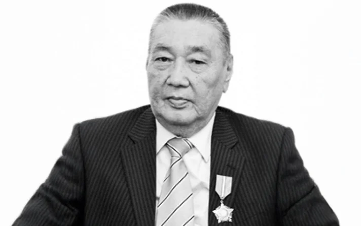 МОМЫШУЛЫ Бахытжан