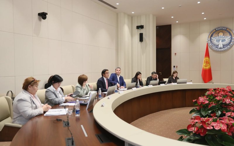 Kyrgyzstan, World Bank discuss fiscal policy and social protection issues