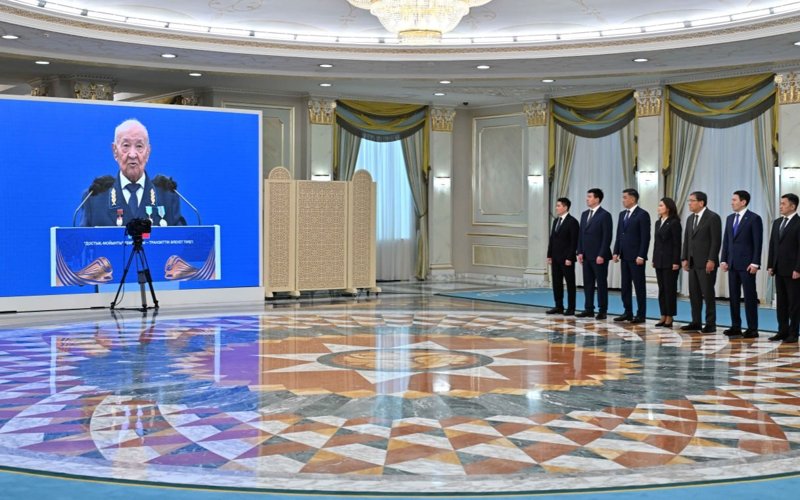 Мемлекет басшысы «Достық — Мойынты» теміржолының екінші желісін іске қосты