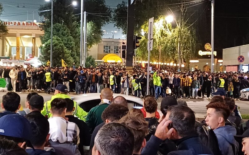 Что происходит на Центральном стадионе Алматы за 1,5 часа до матча «Кайрат» — «Реал Мадрид» Что происходит на Центральном стадионе Алматы за 1,5 часа до матча «Кайрат» — «Реал Мадрид»