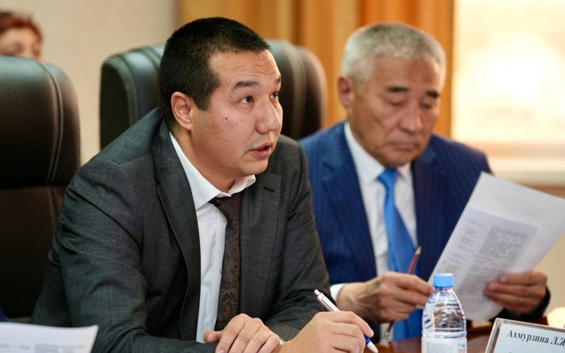 Мұнай-газ секторындағы әлеуметтік және еңбек қатынастарын жетілдіру мәселелері талқыланды