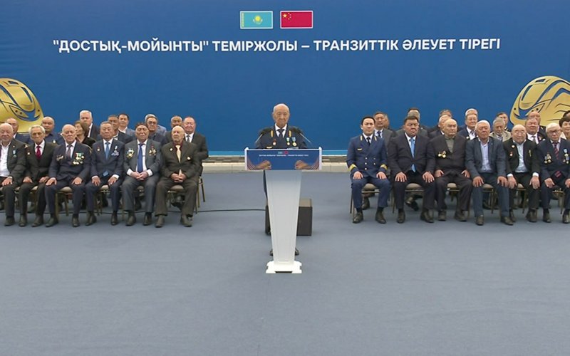 Мемлекет басшысы «Достық — Мойынты» теміржолының екінші желісін іске қосты