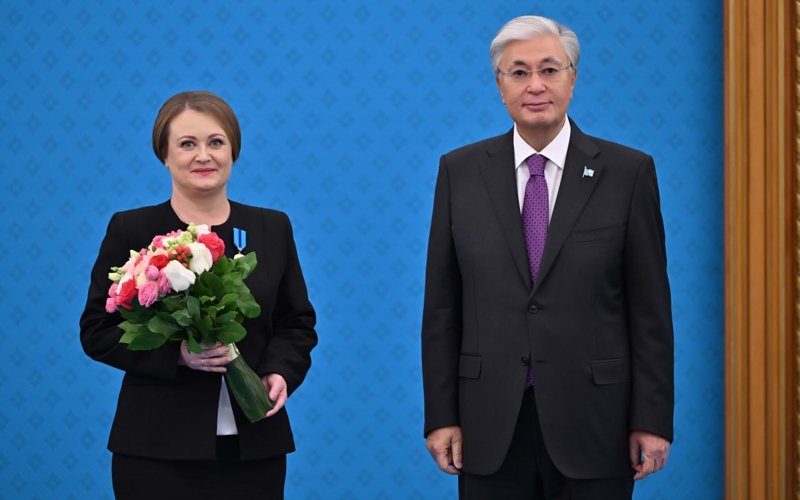 Президент ұстаздарды марапаттады