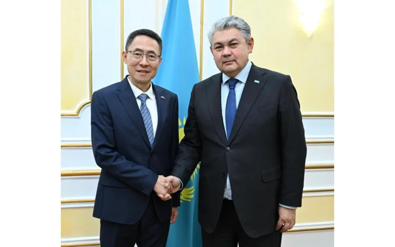 Kazakhstan’s Foreign Minister receives Ambassador of China