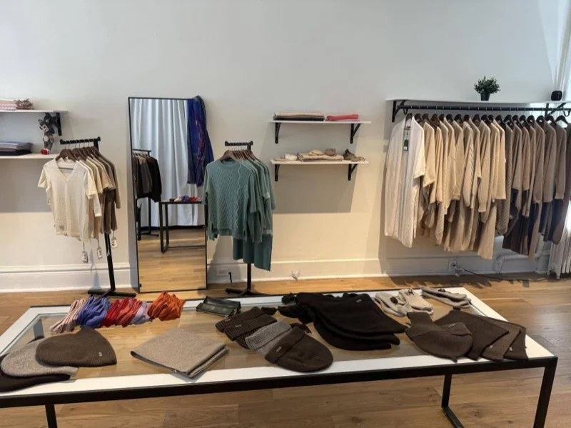 ‘Mongolian Gallery’ Store Opens in Toronto, Canada