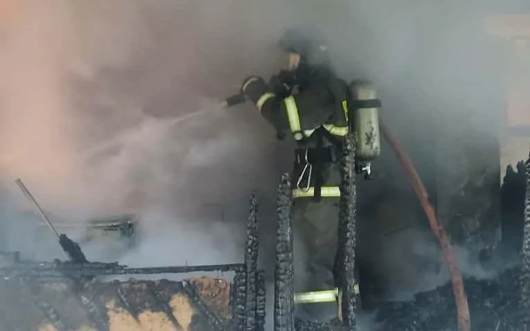 пожар, частный дом. пожар в частном доме , Алматинская область 