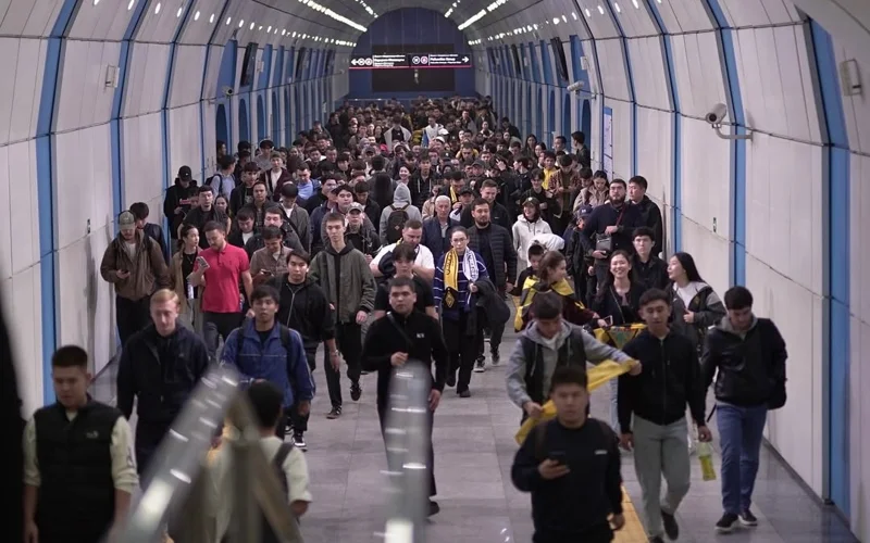 Almaty metrosy jańa rekord ornatty