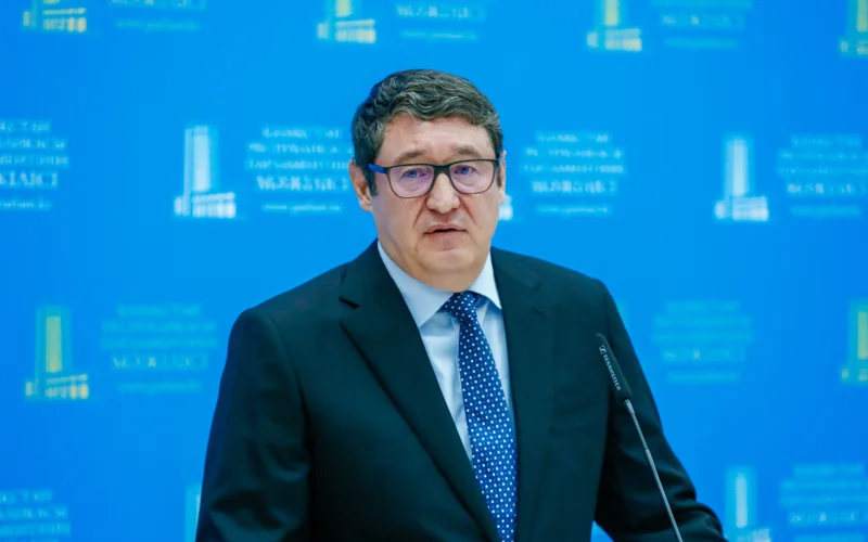 Могут ли АЭС построить в Курчатове, рассказал Алмасадам Саткалиев