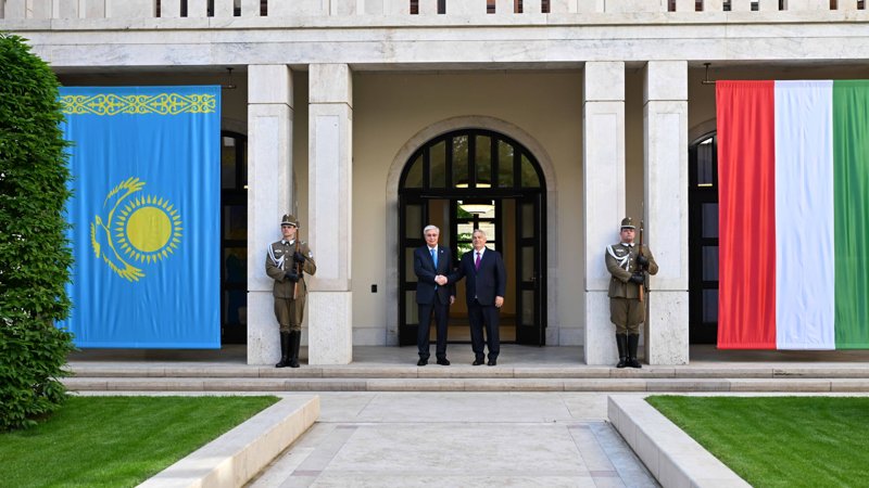 Встреча Президента Казахстана с Премьер-министром Венгрии 