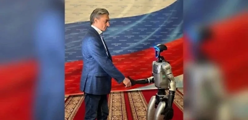  депутаттың көмекшісі