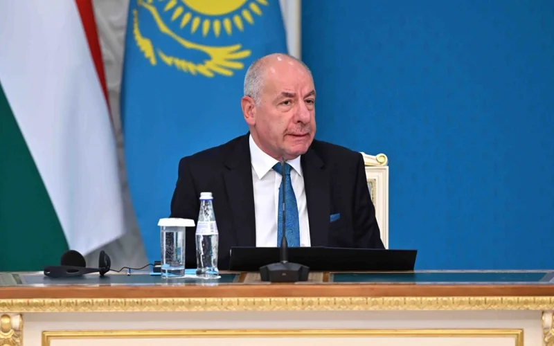 Tamash Shýıok
