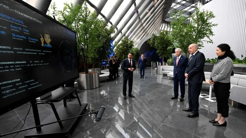 Presidents tour Alem.AI International Center