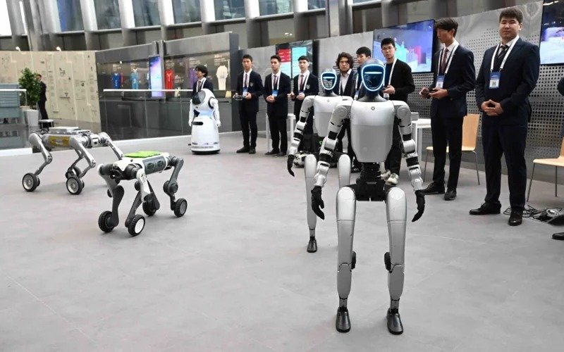 Kassym-Jomart Tokayev meets with winners of International Olympiad in AI