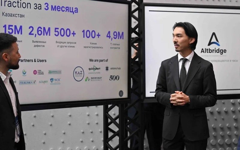 Kazakh President presented with domestic AI projects at Alem.AI international center