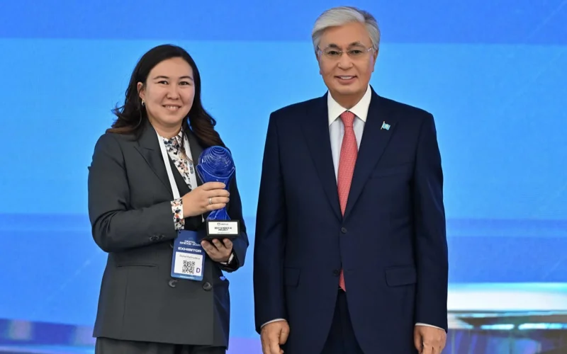 Президент наградил победителей конкурса AI SANA Generative Nation