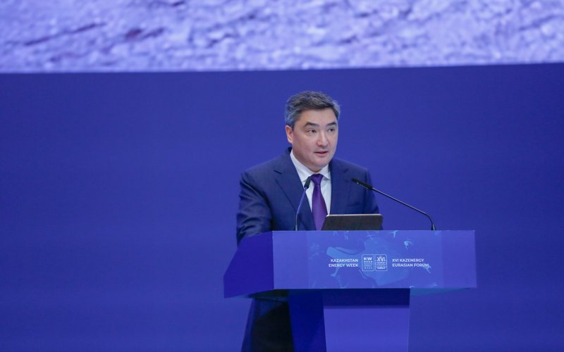 Казахстан трансформирует нефтегазовый сектор в промышленно-технологичный кластер – Бектенов