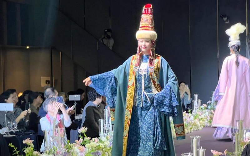 Қазақстанның ұлттық киімдері Сеулде үлкен қызығушылық туғызды