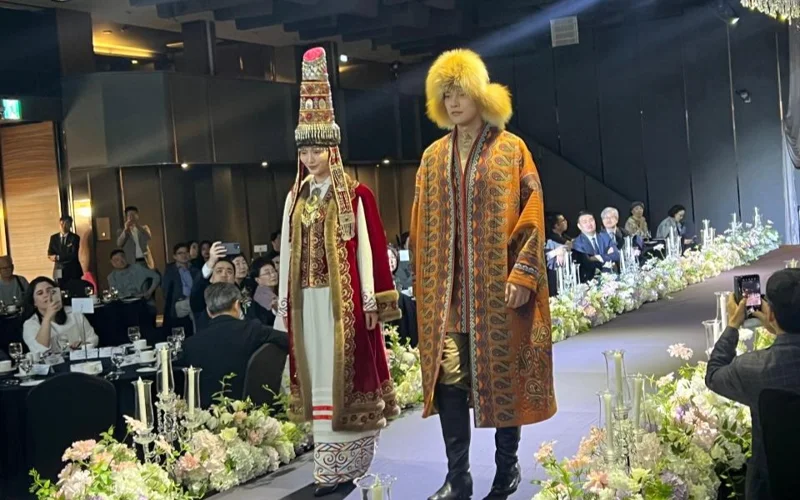 Қазақстанның ұлттық киімдері Сеулде үлкен қызығушылық туғызды